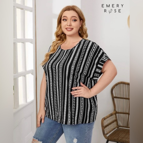 SHEIN Emery Rose Women’s Plus Size Tunic - Picture 10 of 11
